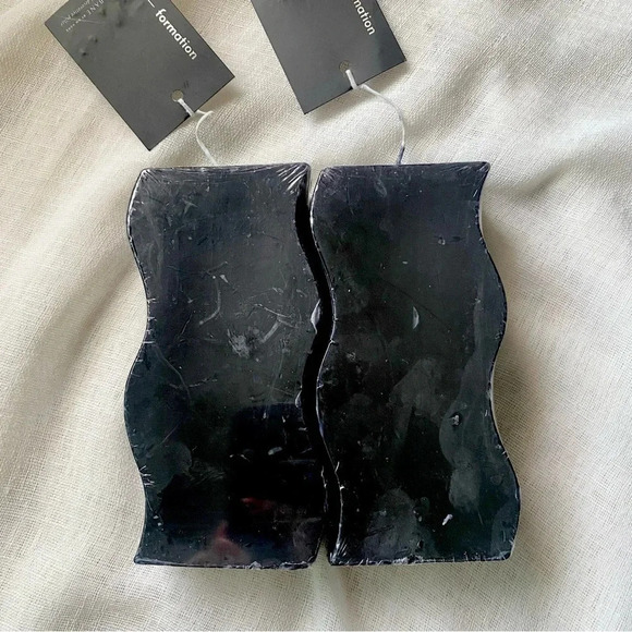 UR BANE BY DW HOME Unscented Decorative Wave Pillar Candles Pair Black - Picture 9 of 9